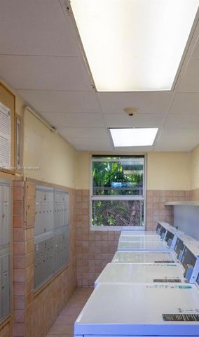 5990 NE 18th Ave 926, Fort Lauderdale, FL 33334