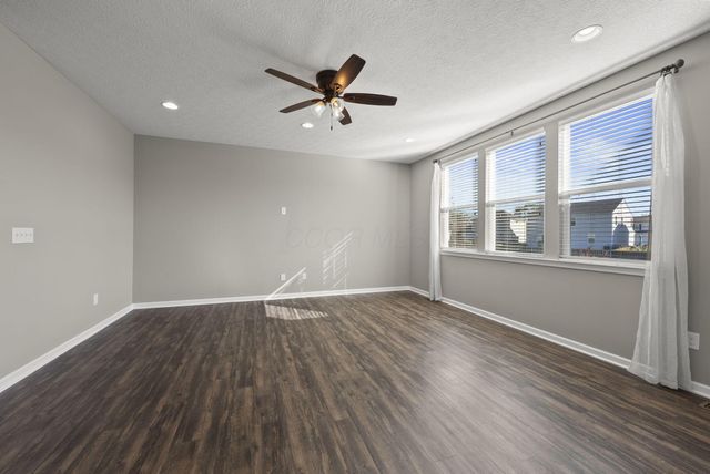 3997 Caysee Jay Way, Grove City, OH 43123