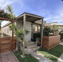 12265 Woodruff 39, Downey, CA 90241