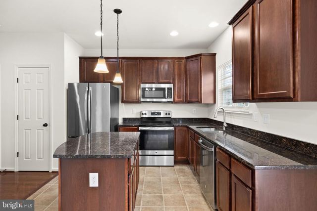 7278 STATESMAN BLVD, Ruther Glen, VA 22546