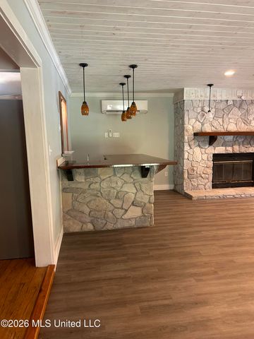 1592 E Second Street, Pass Christian, MS 39571