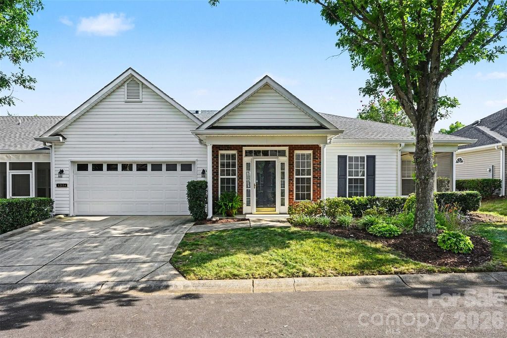 12114 Groth Court, Charlotte, NC 28277
