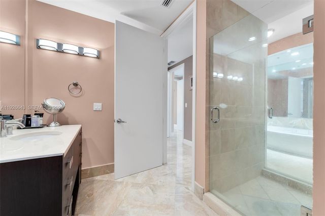 18201 Collins Avenue 3907, Sunny Isles Beach, FL 33160