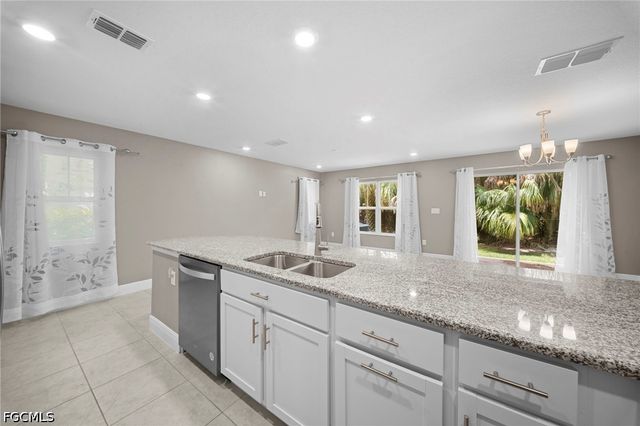 15121 piping plover CT, North Fort Myers, FL 33917