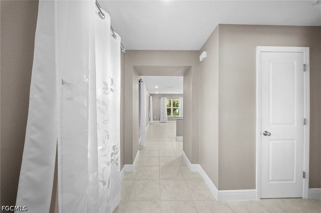 15121 piping plover CT, North Fort Myers, FL 33917