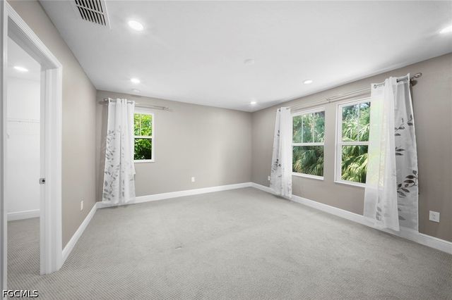 15121 piping plover CT, North Fort Myers, FL 33917