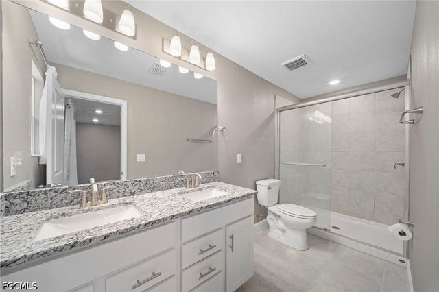 15121 piping plover CT, North Fort Myers, FL 33917