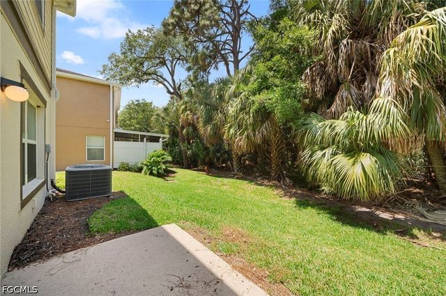 15121 piping plover CT, North Fort Myers, FL 33917