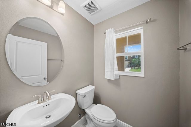 15121 piping plover CT, North Fort Myers, FL 33917