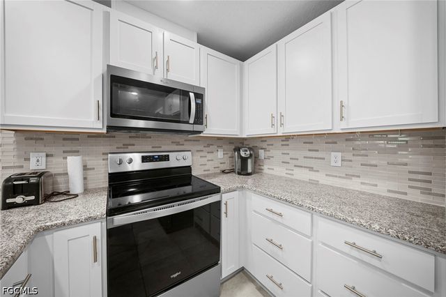 15121 piping plover CT, North Fort Myers, FL 33917