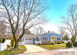 4 Meadowcrest Drive, Cumberland, RI 02864