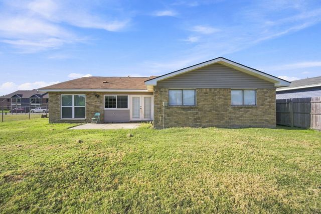 4205 Longstraw Drive, Fort Worth, TX 76137