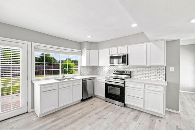 4205 Longstraw Drive, Fort Worth, TX 76137