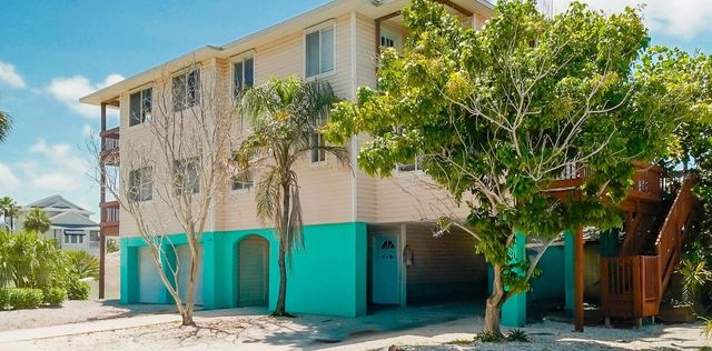 12201 GULF BOULEVARD, Treasure Island, FL 33706