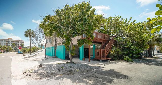 12201 GULF BOULEVARD, Treasure Island, FL 33706