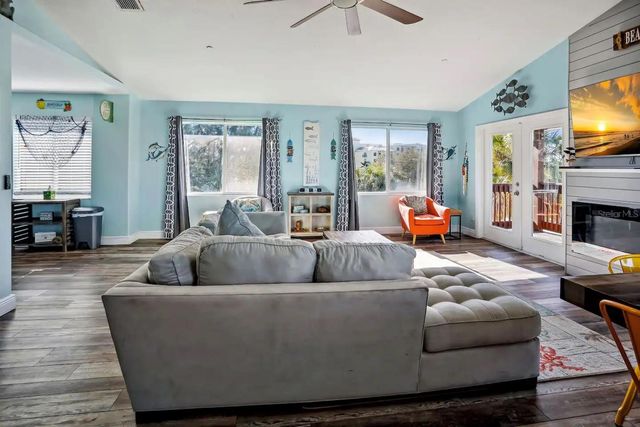 12201 GULF BOULEVARD, Treasure Island, FL 33706