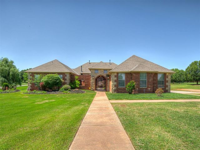 7025 Orchard View, Edmond, OK 73025