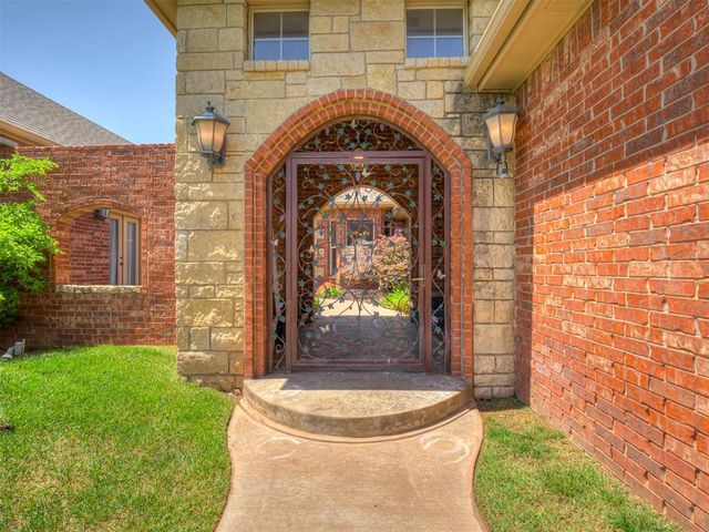 7025 Orchard View, Edmond, OK 73025