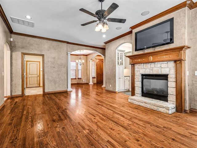 7025 Orchard View, Edmond, OK 73025
