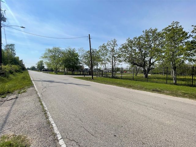 3122 Fuqua Street, Houston, TX 77047