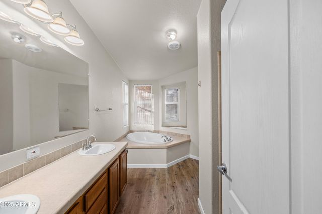 4363 E Wintergreen Road, Flagstaff, AZ 86004