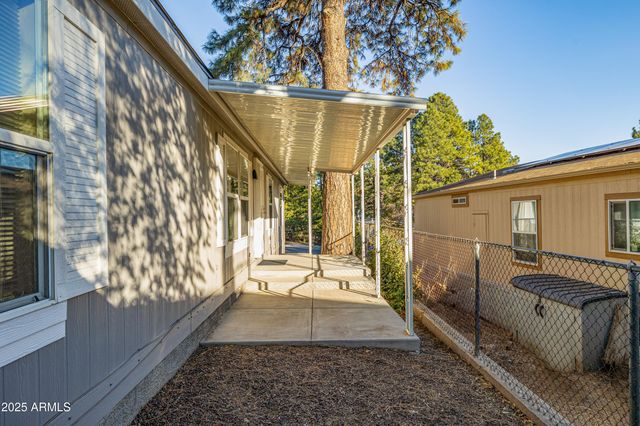 4363 E Wintergreen Road, Flagstaff, AZ 86004