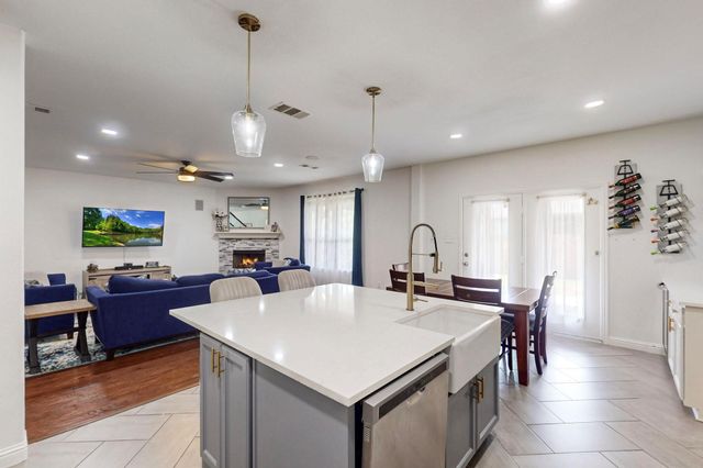 4260 Doe Creek Trail, Fort Worth, TX 76244