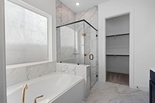 11803 Benes Drive, Mont Belvieu, TX 77523