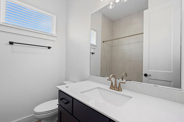 11803 Benes Drive, Mont Belvieu, TX 77523