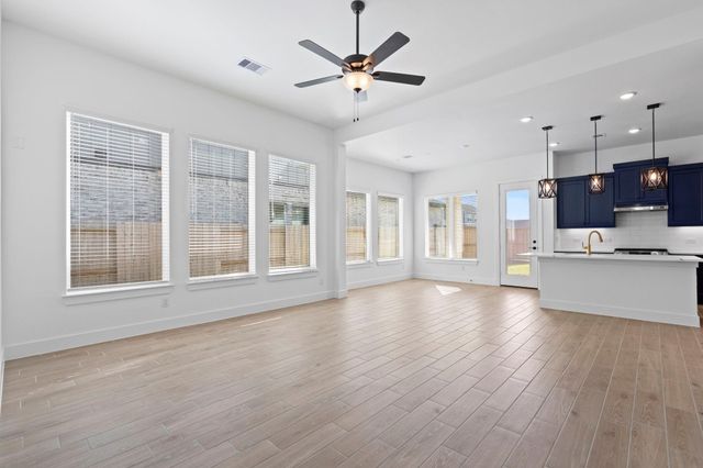 11803 Benes Drive, Mont Belvieu, TX 77523