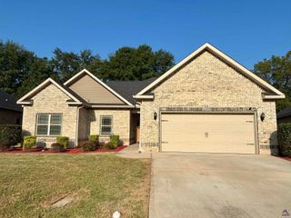 126 Concord Ridge, Warner Robins, GA 31093