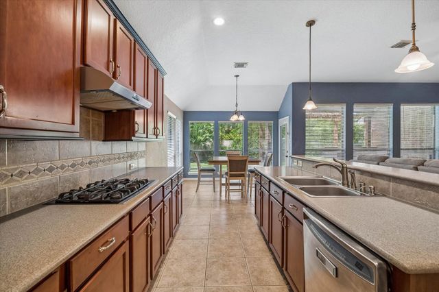26874 Merlot River Drive, Kingwood, TX 77339