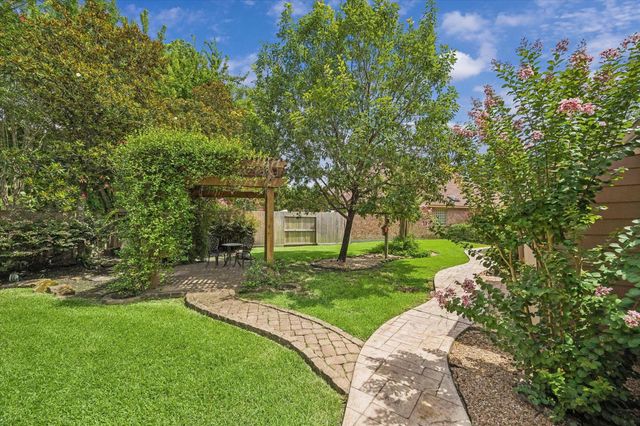26874 Merlot River Drive, Kingwood, TX 77339