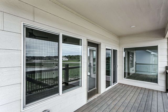 1117 W Trek Cir, Goddard, KS 67052