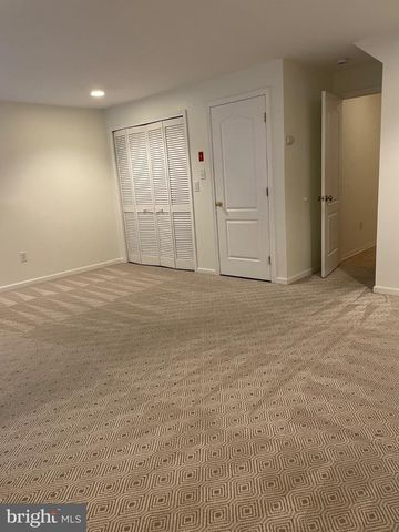 5 CRUMP LN, Merchantville, NJ 08109
