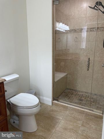 5 CRUMP LN, Merchantville, NJ 08109