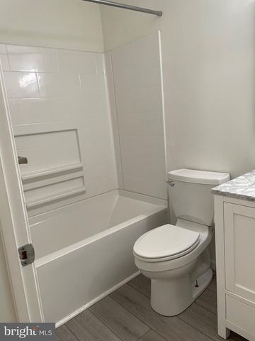 5 CRUMP LN, Merchantville, NJ 08109