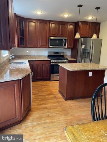 5 CRUMP LN, Merchantville, NJ 08109