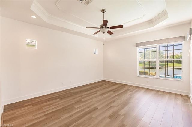 15950 Delasol LN, Naples, FL 34110