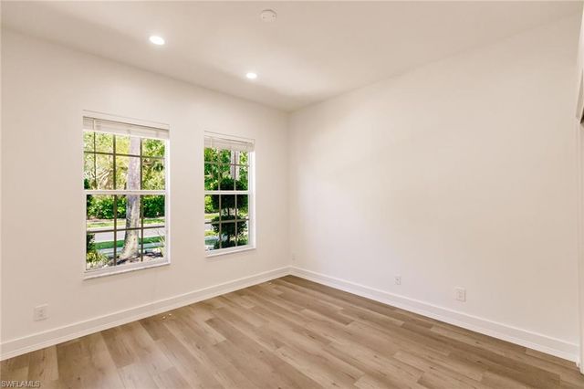 15950 Delasol LN, Naples, FL 34110