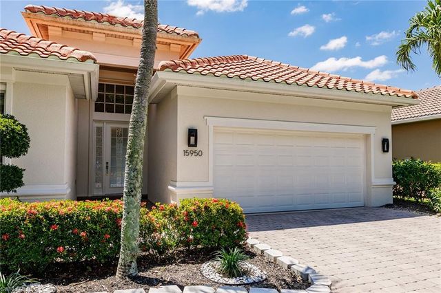 15950 Delasol LN, Naples, FL 34110
