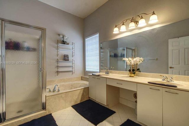 15856 NW 12th Ct, Pembroke Pines, FL 33028