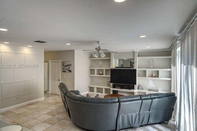 15856 NW 12th Ct, Pembroke Pines, FL 33028