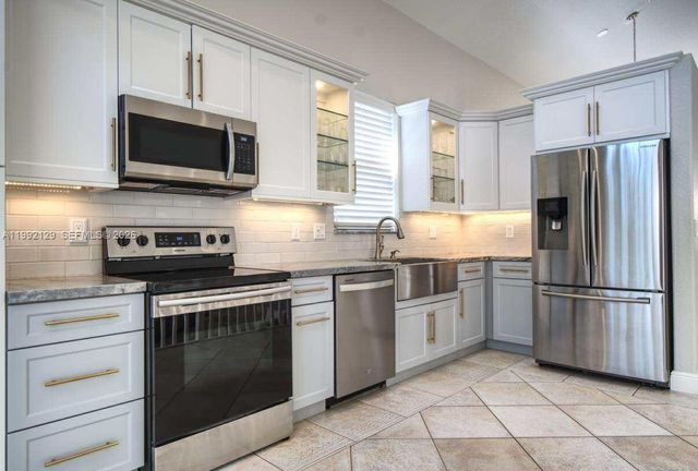 15856 NW 12th Ct, Pembroke Pines, FL 33028