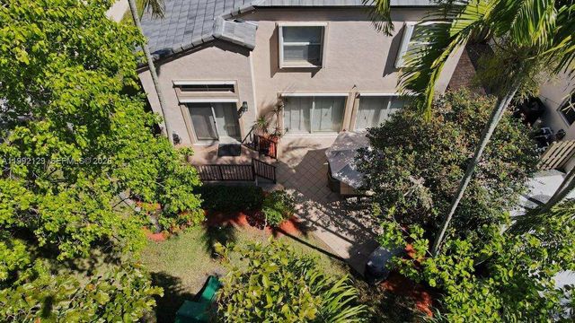 15856 NW 12th Ct, Pembroke Pines, FL 33028