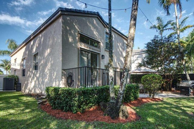 15856 NW 12th Ct, Pembroke Pines, FL 33028