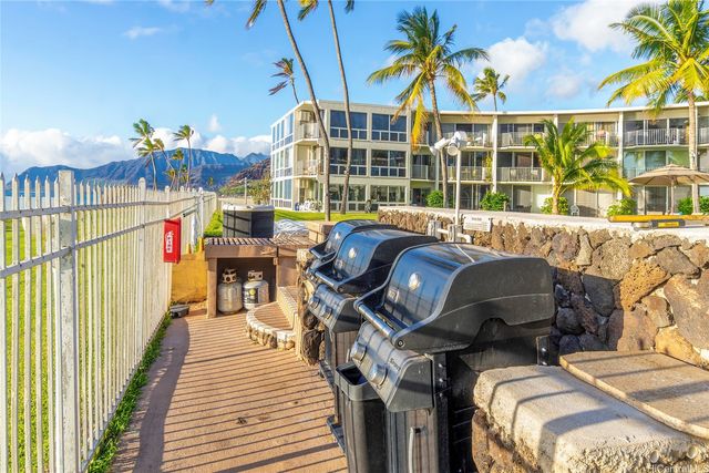 87-561 Farrington Highway 109, Waianae, HI 96792