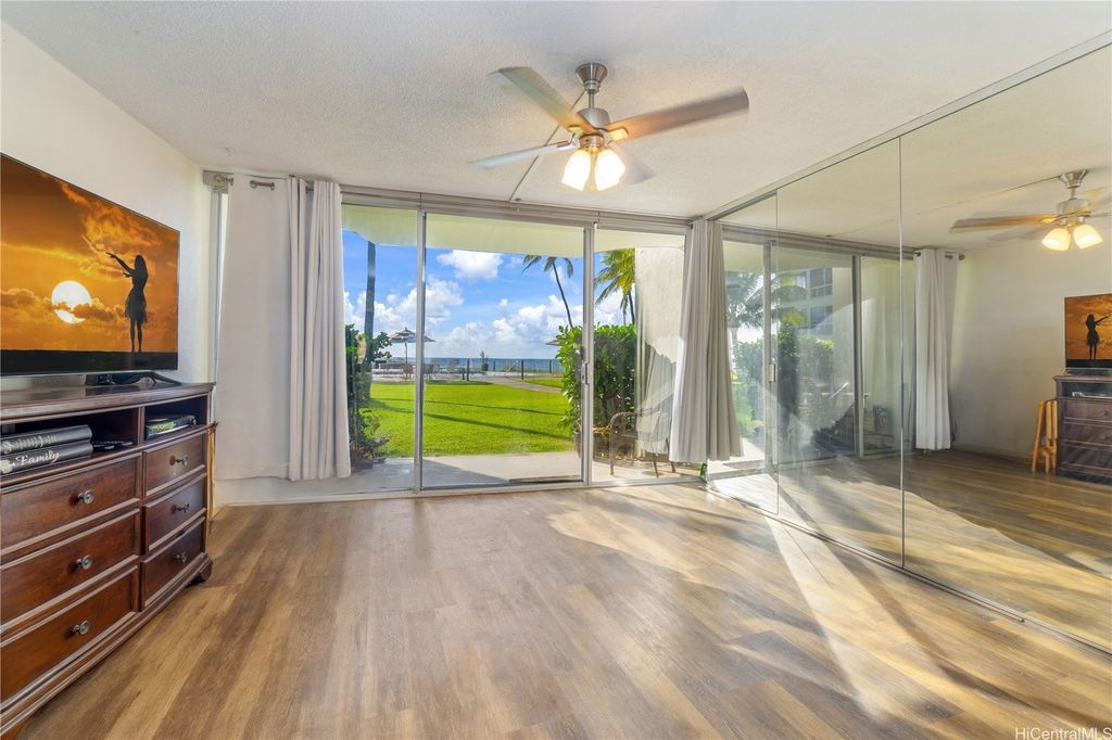 87-561 Farrington Highway 109, Waianae, HI 96792