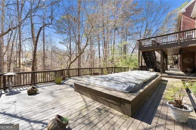4140 River Bluff Run Way, Suwanee, GA 30024