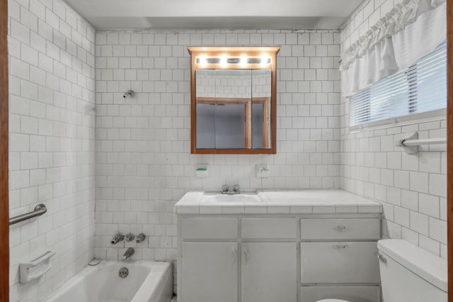 30 Wellford Street, Houston, TX 77022